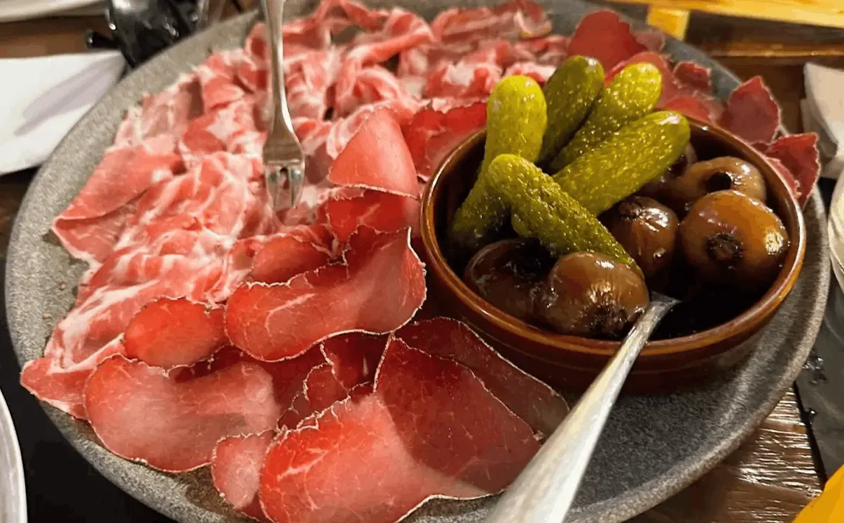 Dettaglio di una portata gourmet