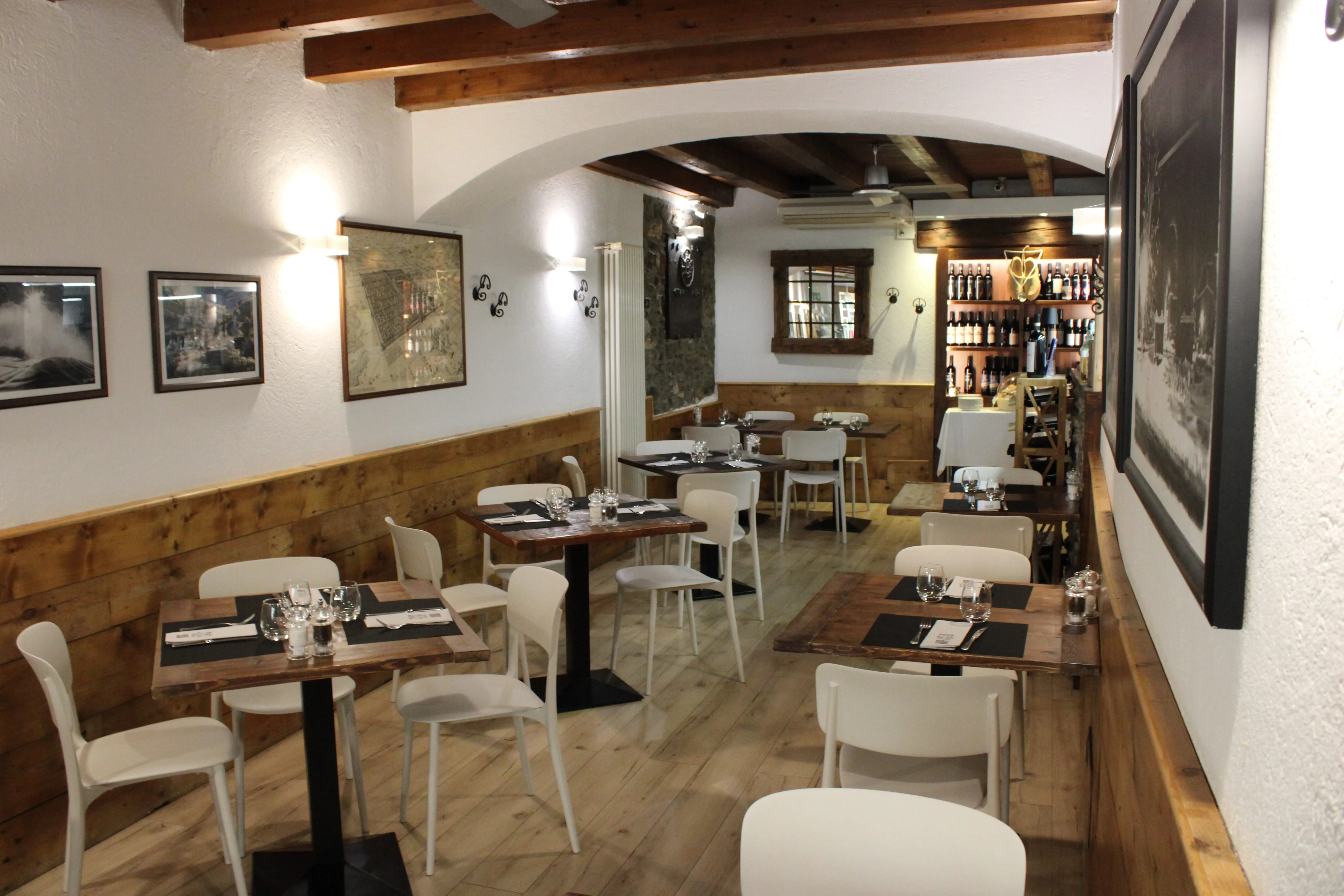 Sala interna della Trattoria Praetoria